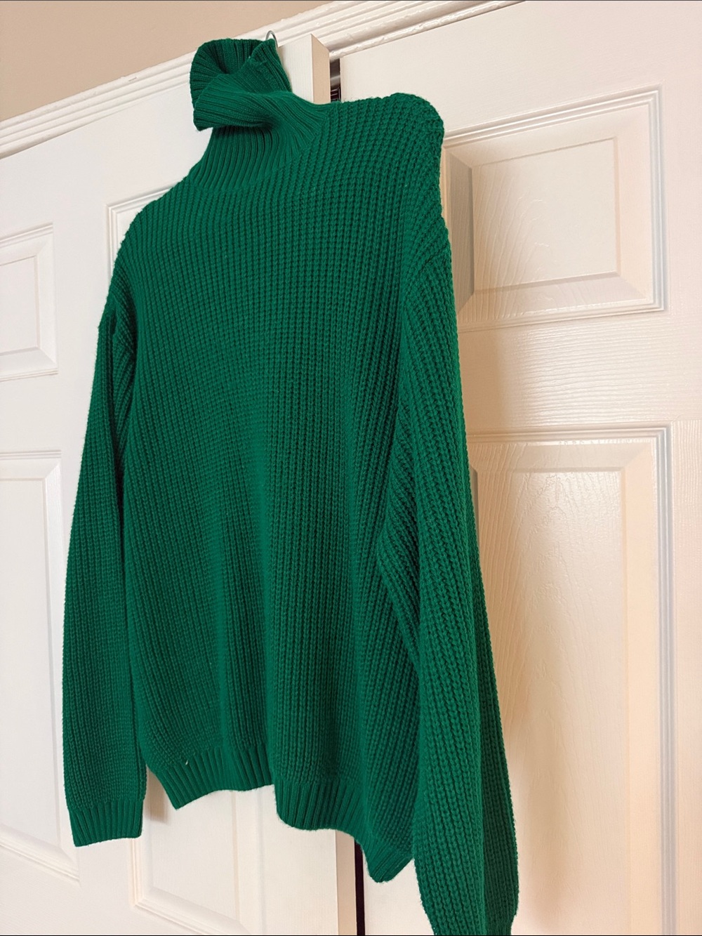 Emerald Green Ribbed Turtleneck Sweater